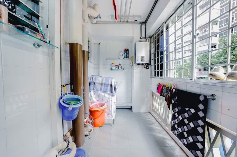 615 Elias Road, 615 Elias Road, 3 Bedrooms, 1,442 sqft, HDB Flat For Sale, by Muhammad Gani Abdul Rahim, 500188151 - Service Balcony - PropertyGuru.com.sg