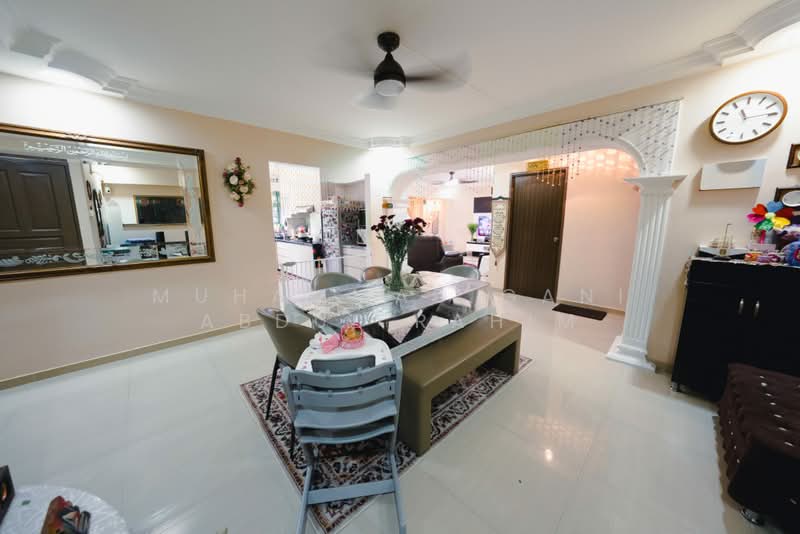 615 Elias Road, 615 Elias Road, 3 Bedrooms, 1,442 sqft, HDB Flat For Sale, by Muhammad Gani Abdul Rahim, 500188151 - Dining Area - PropertyGuru.com.sg