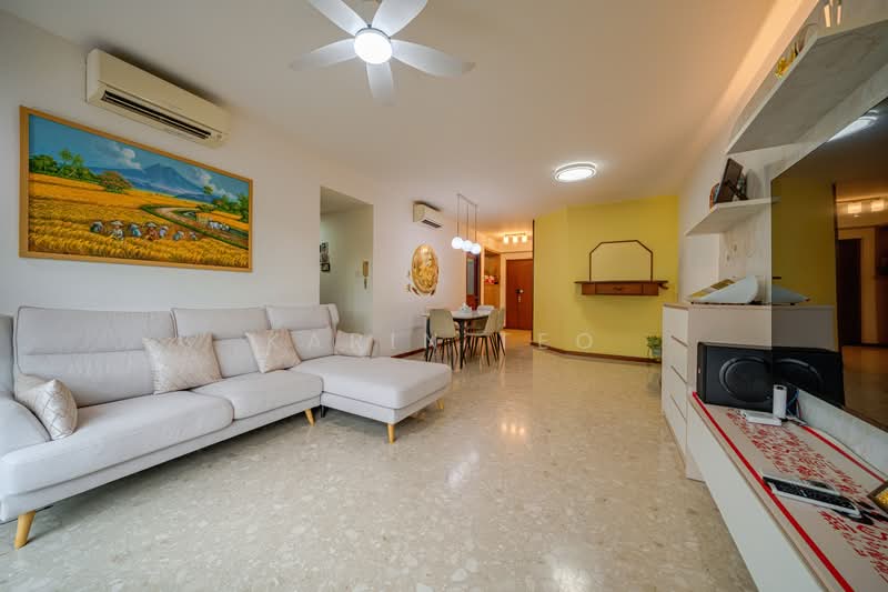 Woodsvale, 15 Woodlands Drive 72, 3 Bedrooms, 1,281 sqft, Condominium For Sale, by Karin Teo, 500188160 - Living Room - PropertyGuru.com.sg