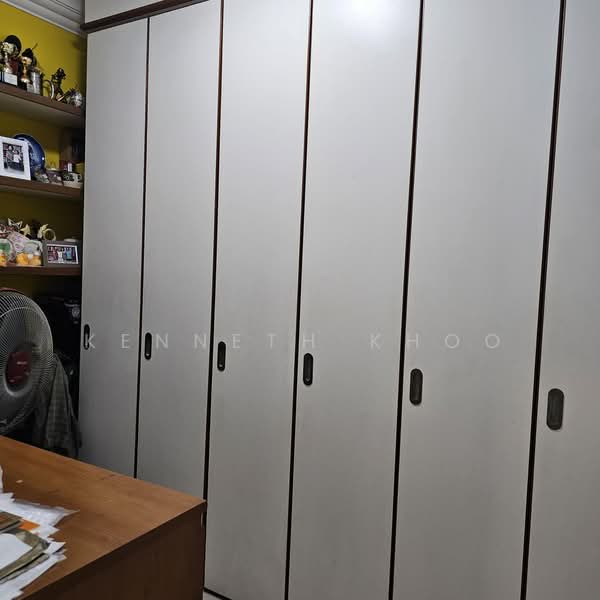 201 Clementi Avenue 6, 201 Clementi Avenue 6, 3 Bedrooms, 1,615 sqft, HDB Flat For Sale, by Kenneth Khoo, 500188173 - Utility Room - PropertyGuru.com.sg