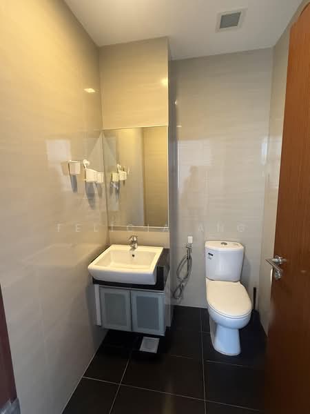 Suites@Changi, 226 Changi Road, 2 Bedrooms, 1,076 sqft, Apartment For Rent, by Felicia Ang, 500188176 - Bathroom - PropertyGuru.com.sg