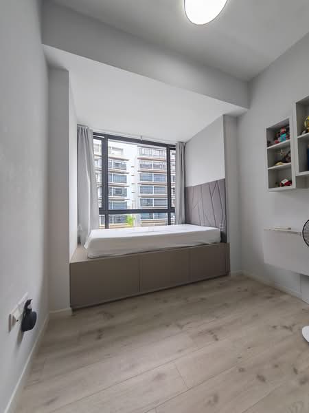 D'Nest, 131 Pasir Ris Grove, 4 Bedrooms, 1,270 sqft, Condominium For Sale, by Alvin Lee, 500188180 - Bedroom 1 - PropertyGuru.com.sg
