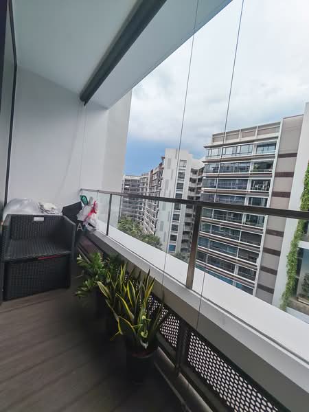 D'Nest, 131 Pasir Ris Grove, 4 Bedrooms, 1,270 sqft, Condominium For Sale, by Alvin Lee, 500188180 - Balcony - PropertyGuru.com.sg