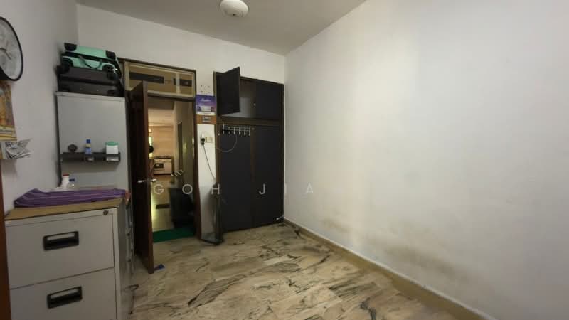 Semi-D within 1km of Maris Stella & PLMGS, , 6 Bedrooms, 3,600 sqft, Semi-Detached House For Sale, by Goh Jiawen, 500188183 - Bedroom - PropertyGuru.com.sg