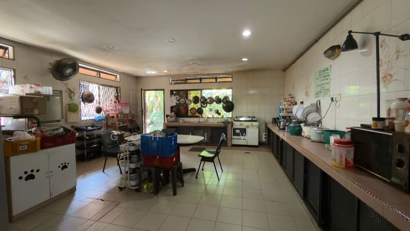 Semi-D within 1km of Maris Stella & PLMGS, , 6 Bedrooms, 3,600 sqft, Semi-Detached House For Sale, by Goh Jiawen, 500188183 - Kitchen - PropertyGuru.com.sg