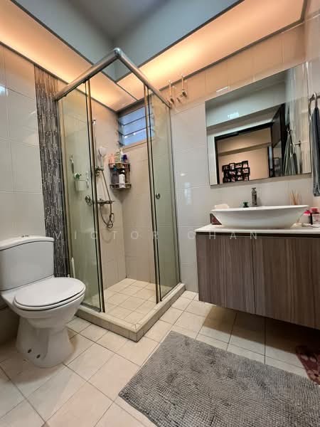 453C Fernvale Road, 453C Fernvale Road, 2 Bedrooms, 990 sqft, HDB Flat For Sale, by Victor Chan, 500188186 - Bathroom - PropertyGuru.com.sg