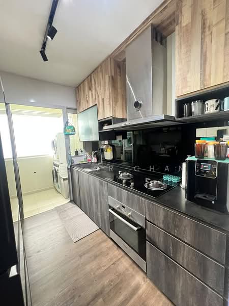 453C Fernvale Road, 453C Fernvale Road, 2 Bedrooms, 990 sqft, HDB Flat For Sale, by Victor Chan, 500188186 - Kitchen - PropertyGuru.com.sg