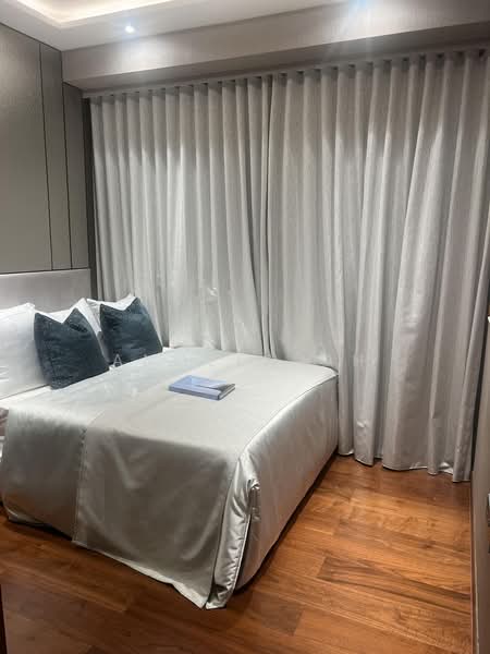 Chuan Park, 240 Lorong Chuan, 3 Bedrooms, 1,206 sqft, Condominium For Sale, by Angela Oh, 500188196 - Bedroom - PropertyGuru.com.sg