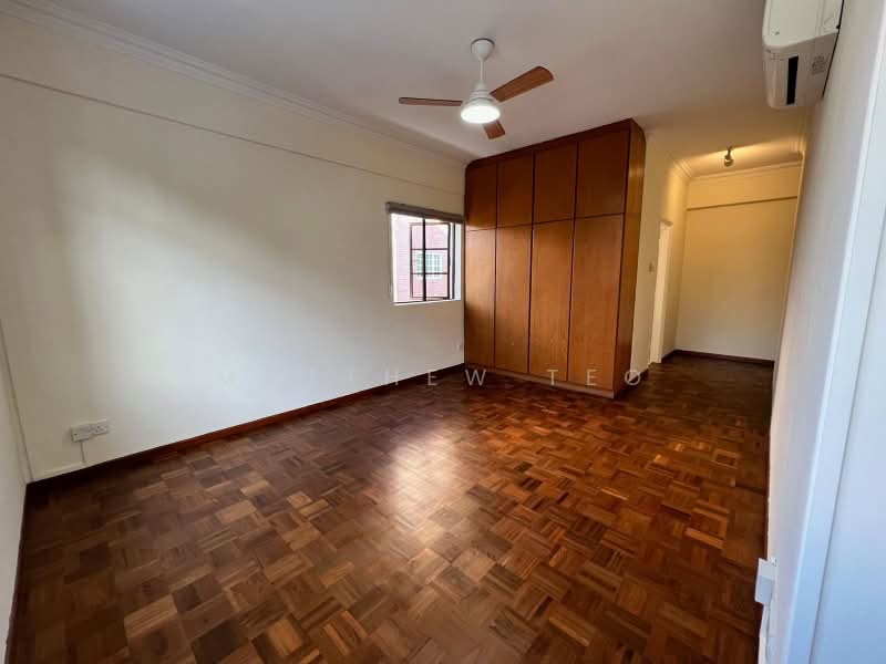 Duchess Gardens, 41 Duchess Avenue, 5 Bedrooms, 5,500 sqft, Detached House For Rent, by Matthew Teo, 500188214 - Bedroom - PropertyGuru.com.sg