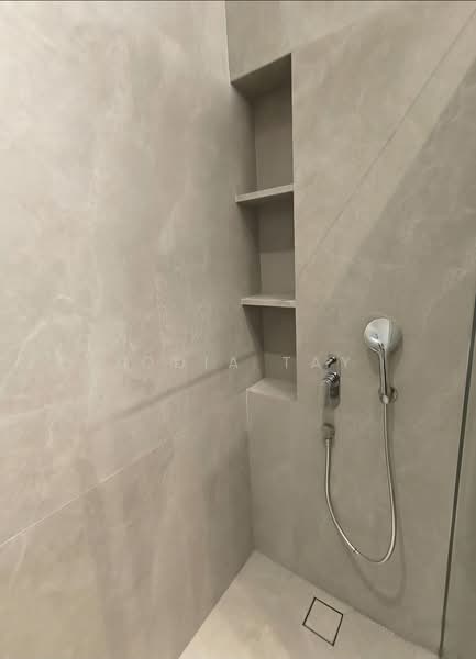 Newly renovated 2.5 storey 5 bedrooms Semi-D for rent, , 6 Bedrooms, 3,600 sqft, Semi-Detached House For Rent, by Jodia Tay, 500188218 - Bathroom - PropertyGuru.com.sg