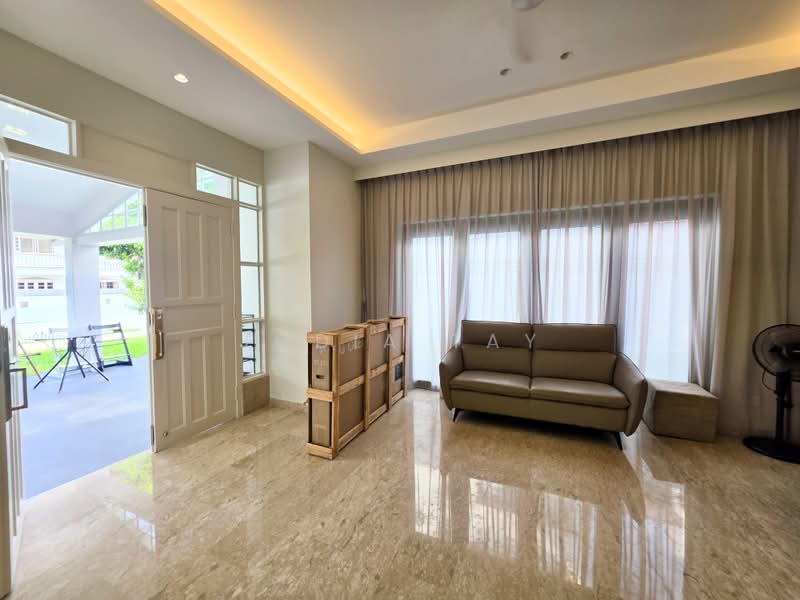 Newly renovated 2.5 storey 5 bedrooms Semi-D for rent, , 6 Bedrooms, 3,600 sqft, Semi-Detached House For Rent, by Jodia Tay, 500188218 - Living Room - PropertyGuru.com.sg