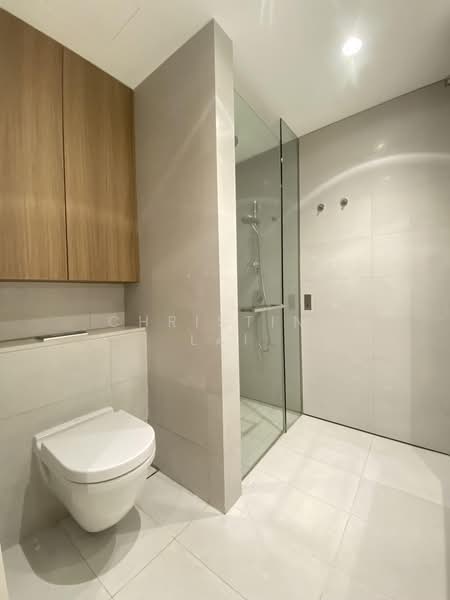Echelon, 9 Alexandra View, 3 Bedrooms, 1,475 sqft, Condominium For Rent, by Christine Lai, 500188221 - Master Bathroom - PropertyGuru.com.sg