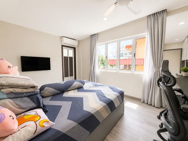 ⭐⭐⭐⭐ Rare Trophy Landed Home Near Kovan MRT!⭐⭐⭐⭐, Charlton Drive, 7 Bedrooms, 5,200 sqft, Semi-Detached House For Sale, by Ong Beng Yew, 500188233 - Bedroom - PropertyGuru.com.sg