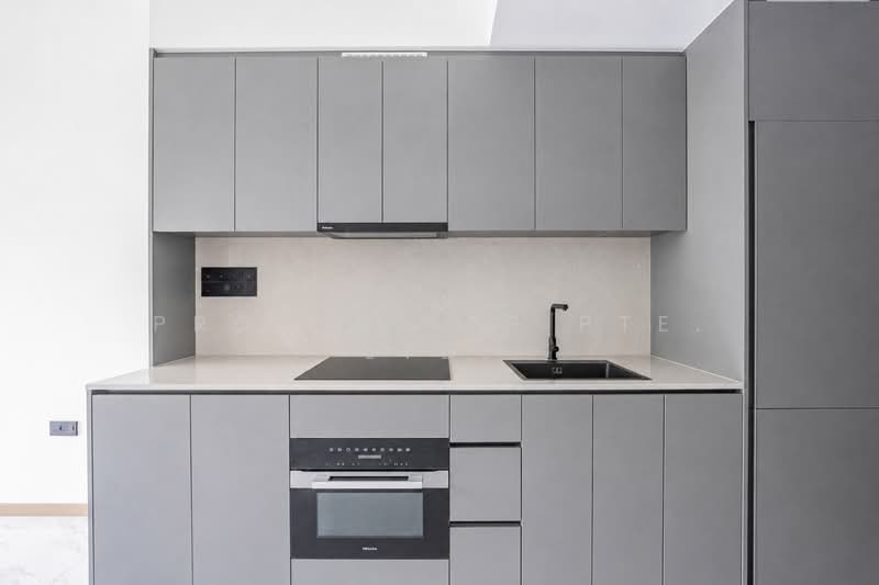 The Landmark, 173 Chin Swee Road, 2 Bedrooms, 678 sqft, Condominium For Sale, by Don Png, 500188240 - Kitchen - PropertyGuru.com.sg