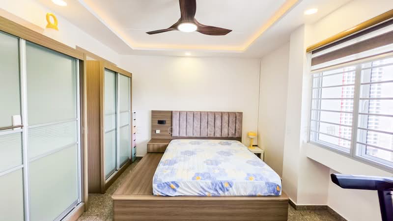 19 Queen's Close, 19 Queen's Close, 4 Bedrooms, 1,378 sqft, HDB Flat For Sale, by Denyse Chong 张芸珊, 500188244 - Bedroom - PropertyGuru.com.sg
