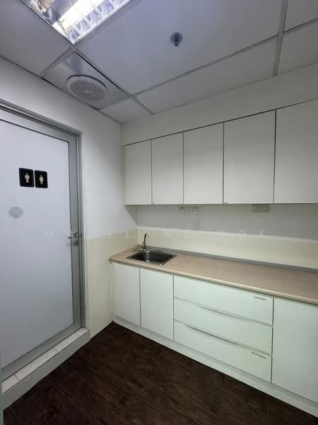 Wcega Tower, 21 Bukit Batok Crescent, 969 sqft, Light Industrial (B1) For Rent, by Madelyne Kok, 500188250 - Interior - CommercialGuru.com.sg
