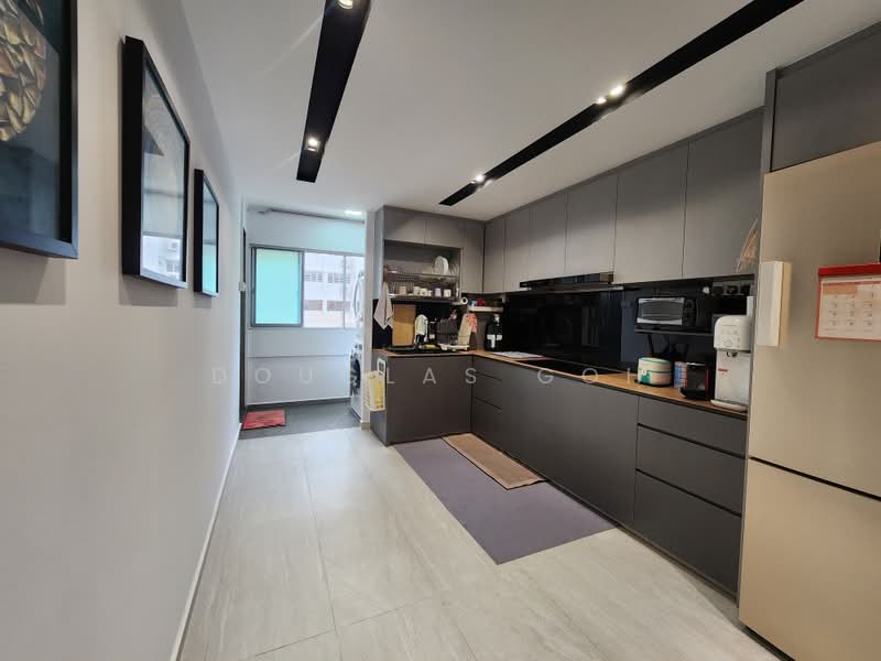 803 Tampines Avenue 4, 803 Tampines Avenue 4, 3 Bedrooms, 1,001 sqft, HDB Flat For Sale, by Douglas Goh, 500188253 - Kitchen - PropertyGuru.com.sg