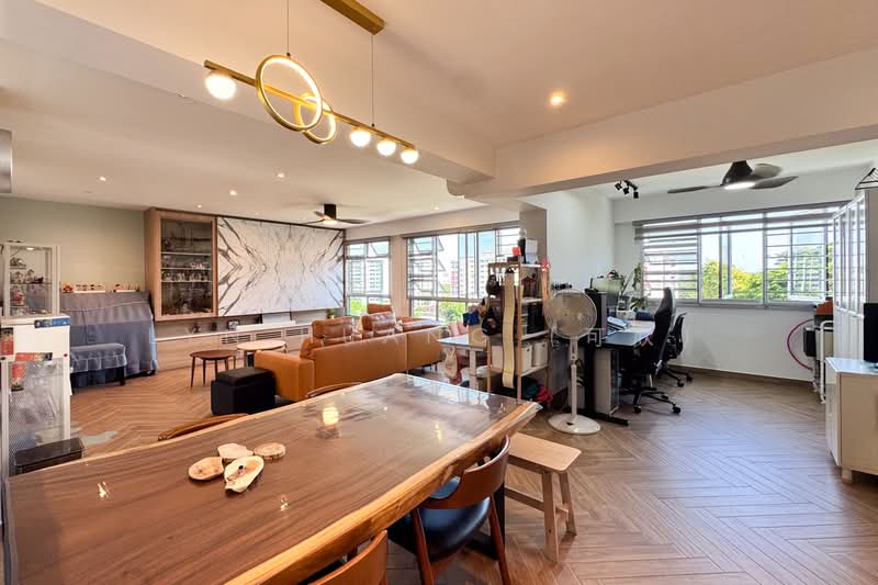 228A Ang Mo Kio Street 23, 228A Ang Mo Kio Street 23, 3 Bedrooms, 1,216 sqft, HDB Flat For Sale, by Lyn Huang (可欣), 500188254 - Living Room - PropertyGuru.com.sg