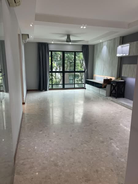 Woodsvale, 1 Woodlands Drive 72, 3 Bedrooms, 1,292 sqft, Condominium For Sale, by Siong Chang Liau, 500188255 - Living Room - PropertyGuru.com.sg