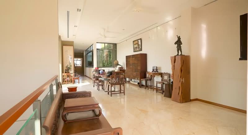 EXCLUSIVE LISTING IN EXCLUSIVE ENCLAVE, 1 KM TO TAO NAN, ST. STEPHEN'S & NGEE ANN PRIMARY SCHOOLS, East Coast / Marine Parade, 5 Bedrooms, 6,000 sqft, Semi-Detached House For Sale, by Benjamin Soh, 500188263 - Living Room - PropertyGuru.com.sg