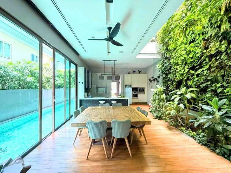 EXCLUSIVE LISTING IN EXCLUSIVE ENCLAVE, 1 KM TO TAO NAN, ST. STEPHEN'S & NGEE ANN PRIMARY SCHOOLS, East Coast / Marine Parade, 5 Bedrooms, 6,000 sqft, Semi-Detached House For Sale, by Benjamin Soh, 500188263 - Dining Room - PropertyGuru.com.sg