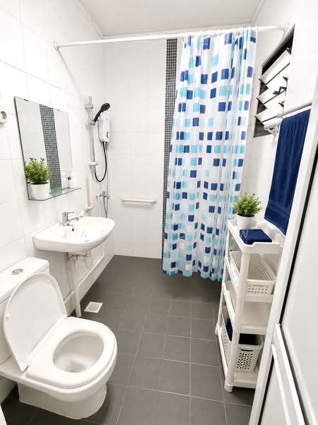 621 Yishun Ring Road, 621 Yishun Ring Road, 3 Bedrooms, 1,130 sqft, HDB Flat For Sale, by Jason Chew, 500188277 - Bathroom - PropertyGuru.com.sg