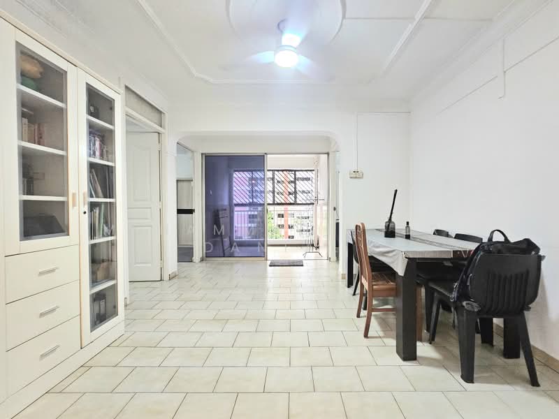 Toa Payoh 102 Jalan Dusun, Jalan Dusun, 3 Bedrooms, 1,270 sqft, HDB Flat For Sale, by Muhammad Noor Danial, 500188282 - Living Room - PropertyGuru.com.sg