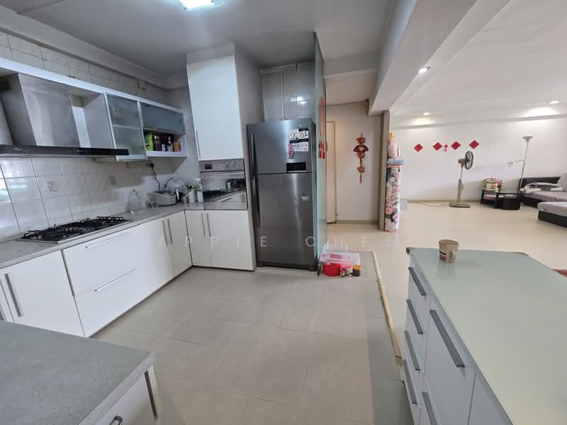 581 Woodlands Drive 16, 581 Woodlands Drive 16, 3 Bedrooms, 1,409 sqft, HDB Flat For Sale, by Apple Chee, 500188293 - Kitchen - PropertyGuru.com.sg