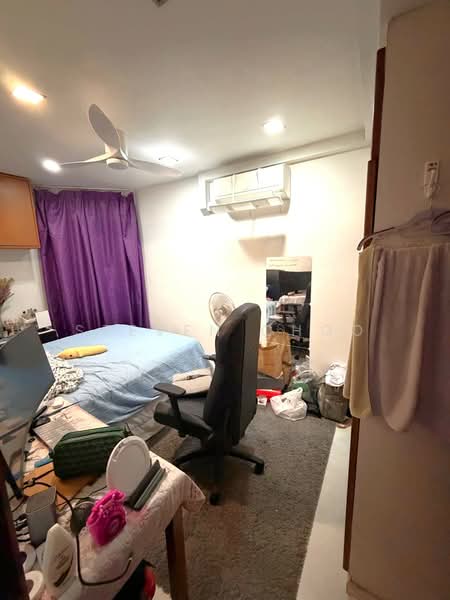 Hougang Green, 5 Buangkok Green, Room Rental, 120 sqft, Apartment For Rent, by Steven Choo, 500188299 - Bedroom - PropertyGuru.com.sg
