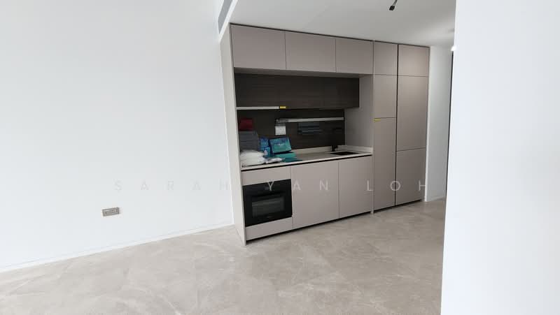The Reef at King's Dock, 10 Harbourfront Avenue, 2 Bedrooms, 732 sqft, Condominium For Rent, by Sarah Yan Loh, 500188340 - Kitchen - PropertyGuru.com.sg