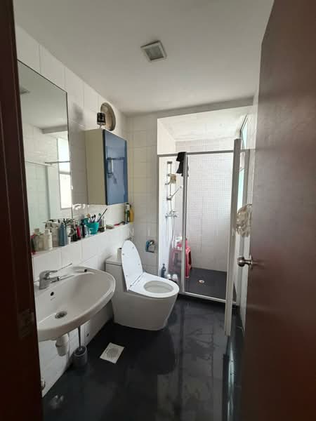 The Eden @ Tampines, 21 Tampines Street 34, 3 Bedrooms, 1,238 sqft, Condominium For Sale, by Dennis Lim, 500188341 - Bathroom - PropertyGuru.com.sg