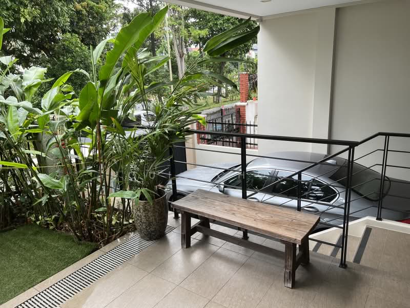 Upper Changi Road (Peakview Estate), UPPER CHANGI ROAD, 5 Bedrooms, 2,863 sqft, Corner Terrace For Sale, by Louis Choo, 500188345 - Exterior - PropertyGuru.com.sg