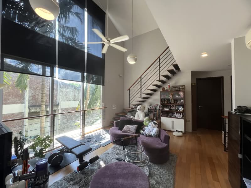 Upper Changi Road (Peakview Estate), UPPER CHANGI ROAD, 5 Bedrooms, 2,863 sqft, Corner Terrace For Sale, by Louis Choo, 500188345 - Living Room - PropertyGuru.com.sg