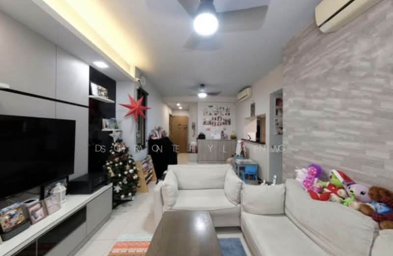Parc Vera, Hougang Street 32, 3 Bedrooms, 1,302 sqft, Condominium For Rent, by Dorothy Ang, 500188349 - Living Room - PropertyGuru.com.sg