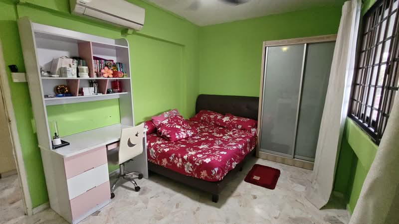545 Jurong West Street 42, 545 Jurong West Street 42, 3 Bedrooms, 1,119 sqft, HDB Flat For Sale, by Ivan Low, 500188356 - PropertyGuru.com.sg