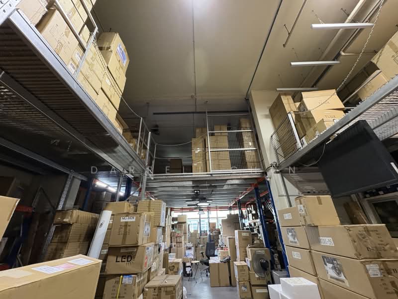 Wcega Plaza, 1 Bukit Batok Crescent, 2,368 sqft, Light Industrial (B1) For Sale, by Darrell Chan, 500188371 - CommercialGuru.com.sg