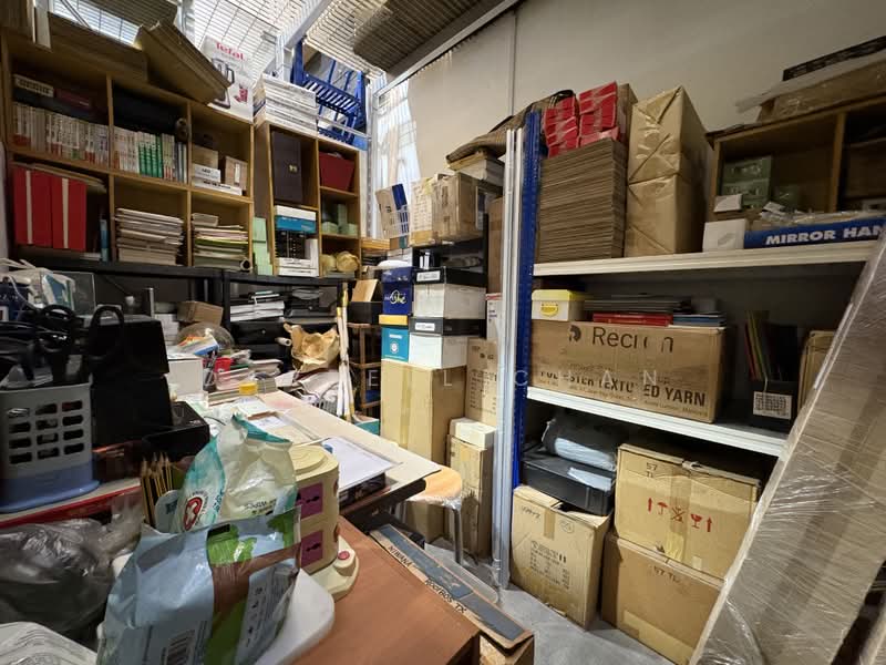 Wcega Plaza, 1 Bukit Batok Crescent, 2,368 sqft, Light Industrial (B1) For Sale, by Darrell Chan, 500188371 - CommercialGuru.com.sg
