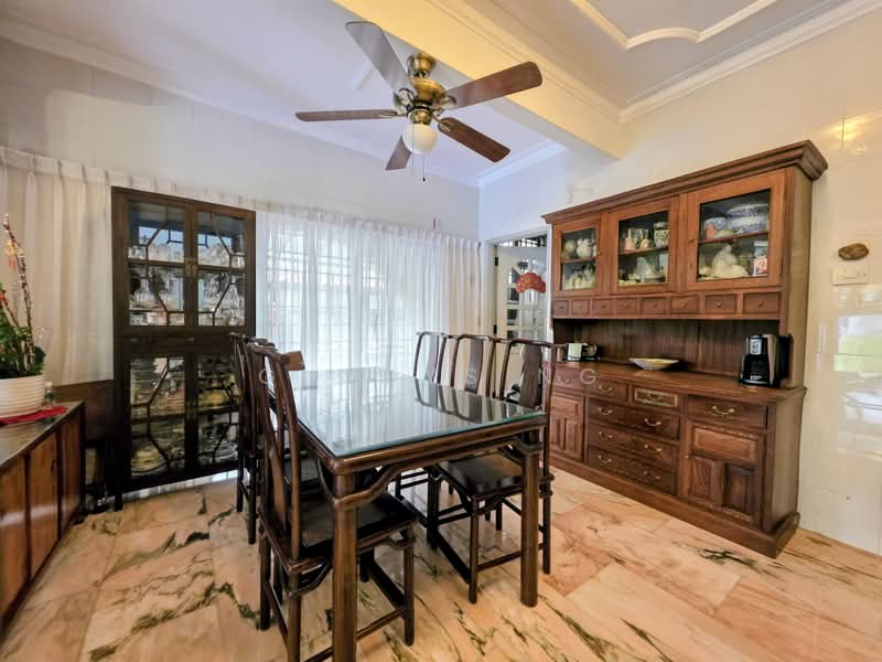 999 Years 2 Storey Semi-D in Jalan Kayu, Quiet & Near LRT, , 5 Bedrooms, 2,400 sqft, Semi-Detached House For Sale, by Gladys Ng, 500188374 - Dining Room - PropertyGuru.com.sg