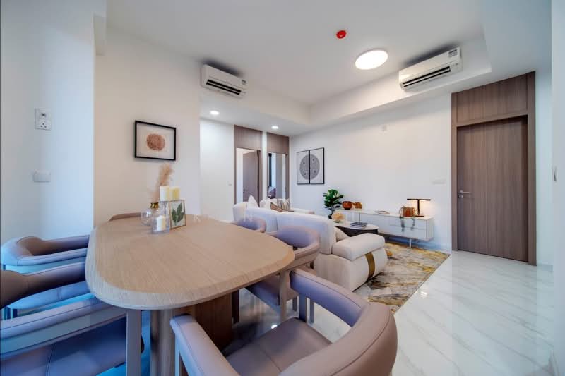K Suites, 21 Lorong K Telok Kurau, 4 Bedrooms, 1,130 sqft, Apartment For Rent, by Ken Poh, 500188378 - Living Room - PropertyGuru.com.sg