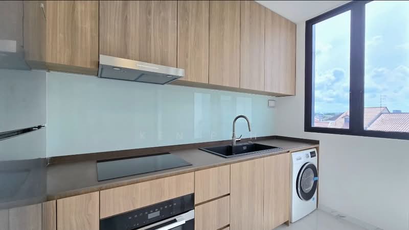 K Suites, 21 Lorong K Telok Kurau, 4 Bedrooms, 1,130 sqft, Apartment For Rent, by Ken Poh, 500188378 - Kitchen - PropertyGuru.com.sg