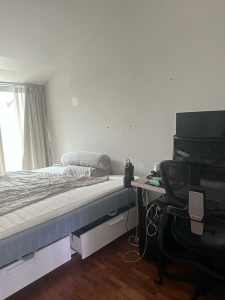 Dyson Road, Dyson Road, 6 Bedrooms, 3,800 sqft, Semi-Detached House For Sale, by Rita Ong, 500188381 - 3rd Floor Bedroom - PropertyGuru.com.sg