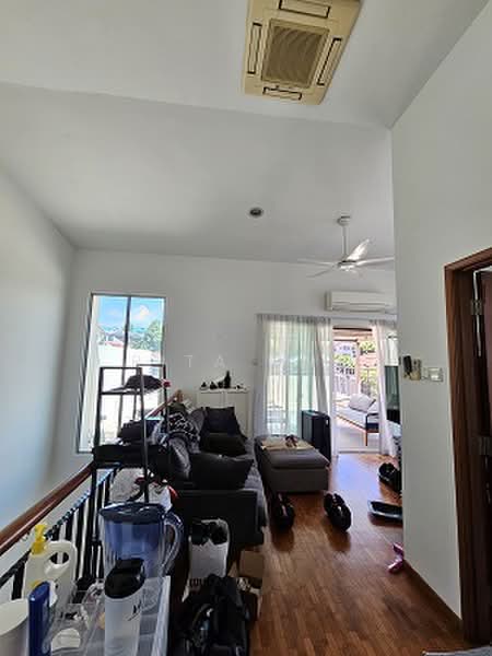Dyson Road, Dyson Road, 6 Bedrooms, 3,800 sqft, Semi-Detached House For Sale, by Rita Ong, 500188381 - 3rd Floor  - PropertyGuru.com.sg