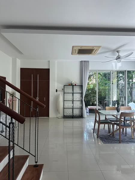 Dyson Road, Dyson Road, Newton / Novena, 6 Bedrooms, 3,800 sqft, Semi-Detached House For Sale, by Rita Ong, 500188381 - Dining Area - PropertyGuru.com.sg