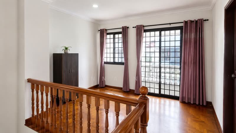 Simon Place, Simon Place, 4 Bedrooms, 4,300 sqft, Terraced House For Sale, by Anna Ng, 500188384 - Interior - PropertyGuru.com.sg