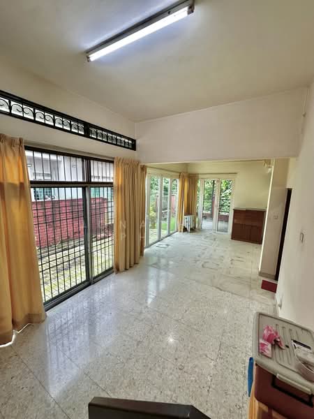Faber Hills Estate, Faber Park, 6 Bedrooms, 2,300 sqft, Corner Terrace For Rent, by Jonathan Phay, 500188388 - Dining Room - PropertyGuru.com.sg