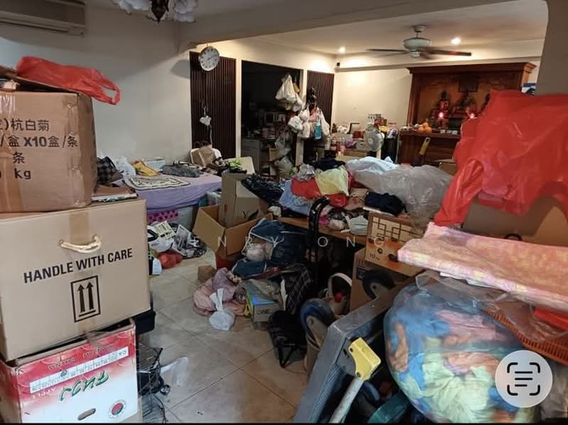831 Hougang Central, 831 Hougang Central, 3 Bedrooms, 1,119 sqft, HDB Flat For Sale, by Henry Ong, 500188390 - Living Room - PropertyGuru.com.sg