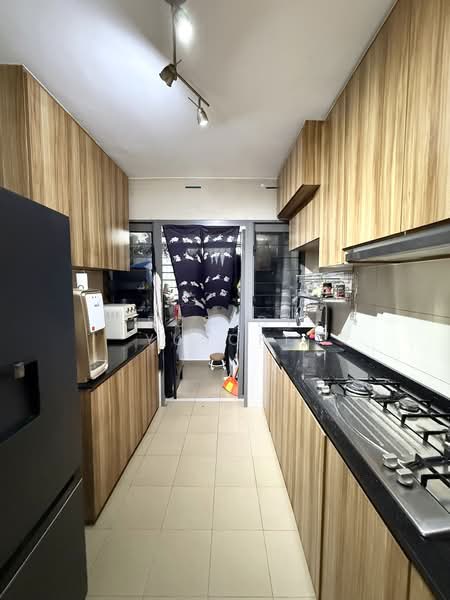 334C Anchorvale Crescent, 334C Anchorvale Crescent, 3 Bedrooms, 1,022 sqft, HDB Flat For Sale, by Rusydi Yusoff, 500188394 - Kitchen - PropertyGuru.com.sg