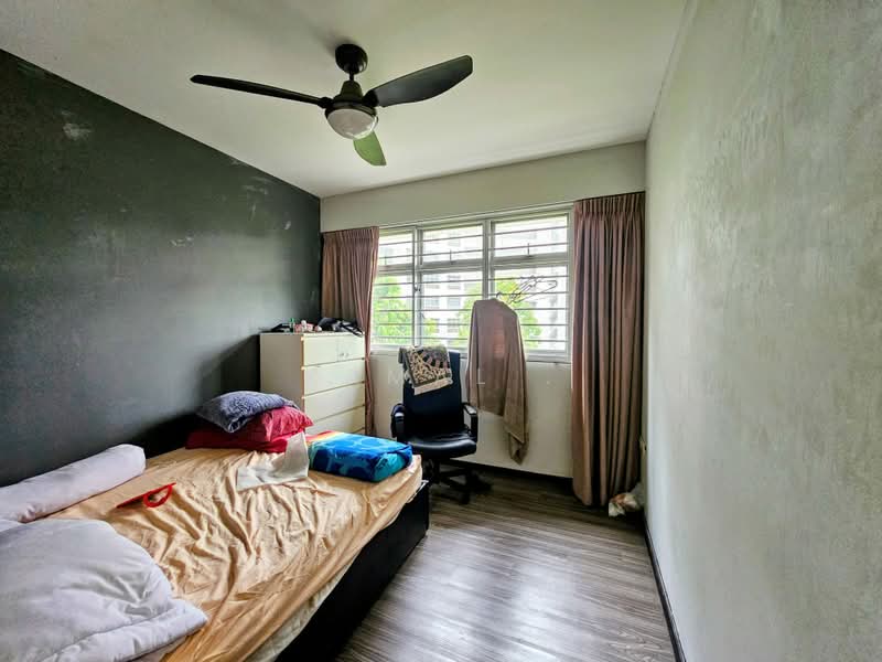 672B Yishun Avenue 4, 672B Yishun Avenue 4, 3 Bedrooms, 1,001 sqft, HDB Flat For Sale, by Kamal ., 500188395 - Bedroom - PropertyGuru.com.sg
