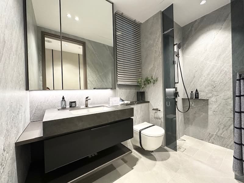Promenade Peak, 1 Zion Road, 4 Bedrooms, 1,421 sqft, Condominium For Sale, by Chong Lay Guan, 500188398 - Bathroom - PropertyGuru.com.sg
