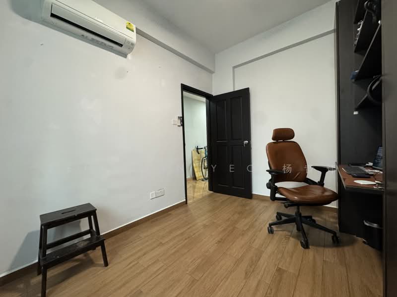 Changi Court, 700 Upper Changi Road East, 2 Bedrooms, 969 sqft, Condominium For Sale, by Benjamin Yeo 杨昔炜, 500188408 - Bedroom 2 - PropertyGuru.com.sg